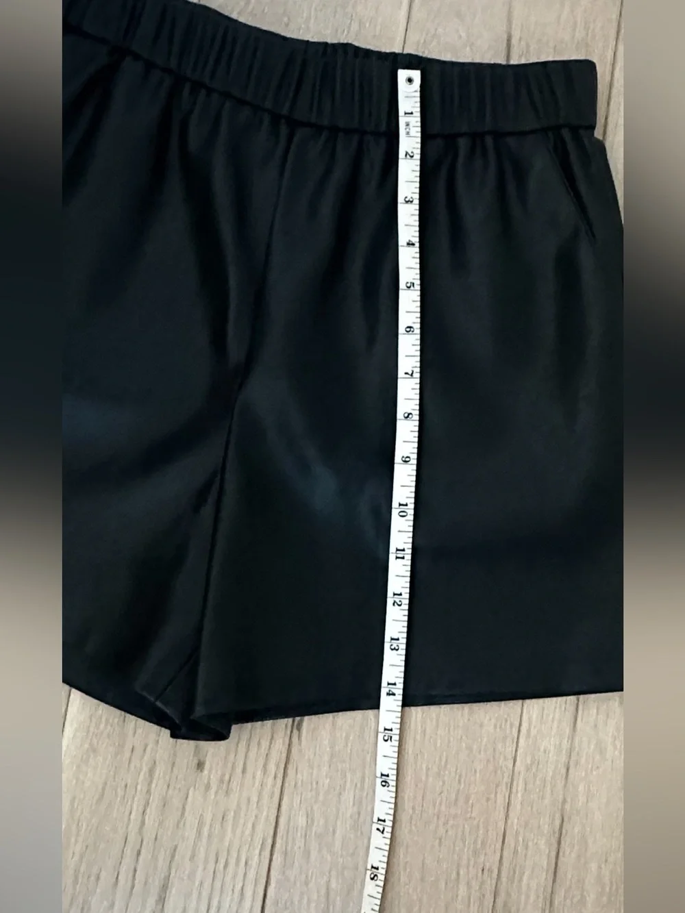 Z supply faux leather black shorts small - Picture 6 of 12